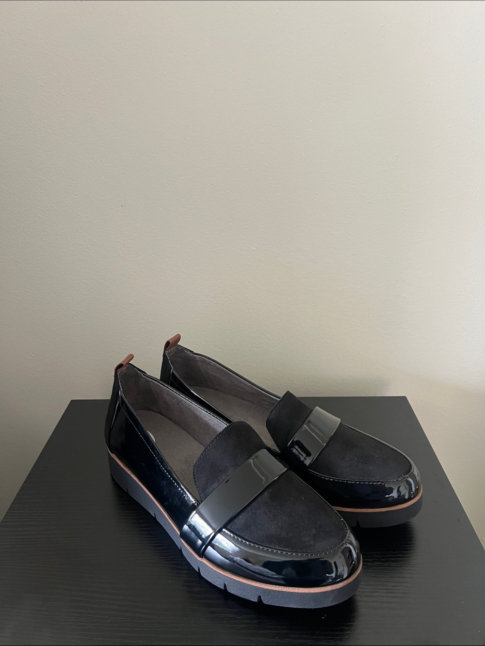 Dr. Scholl's Black Patent & Suede Slip-On Loafers with Tan Trim